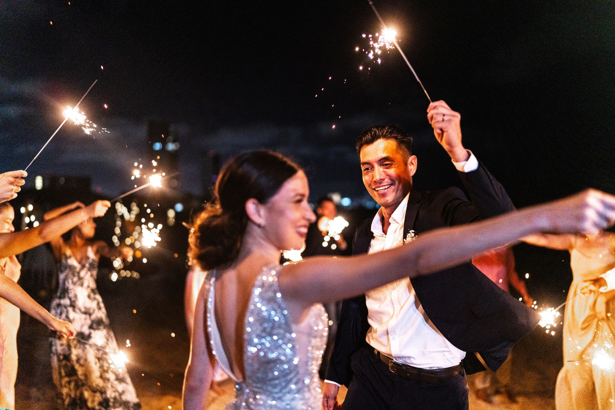 wedding photography candid couple